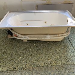 Jacuzzi Tub 