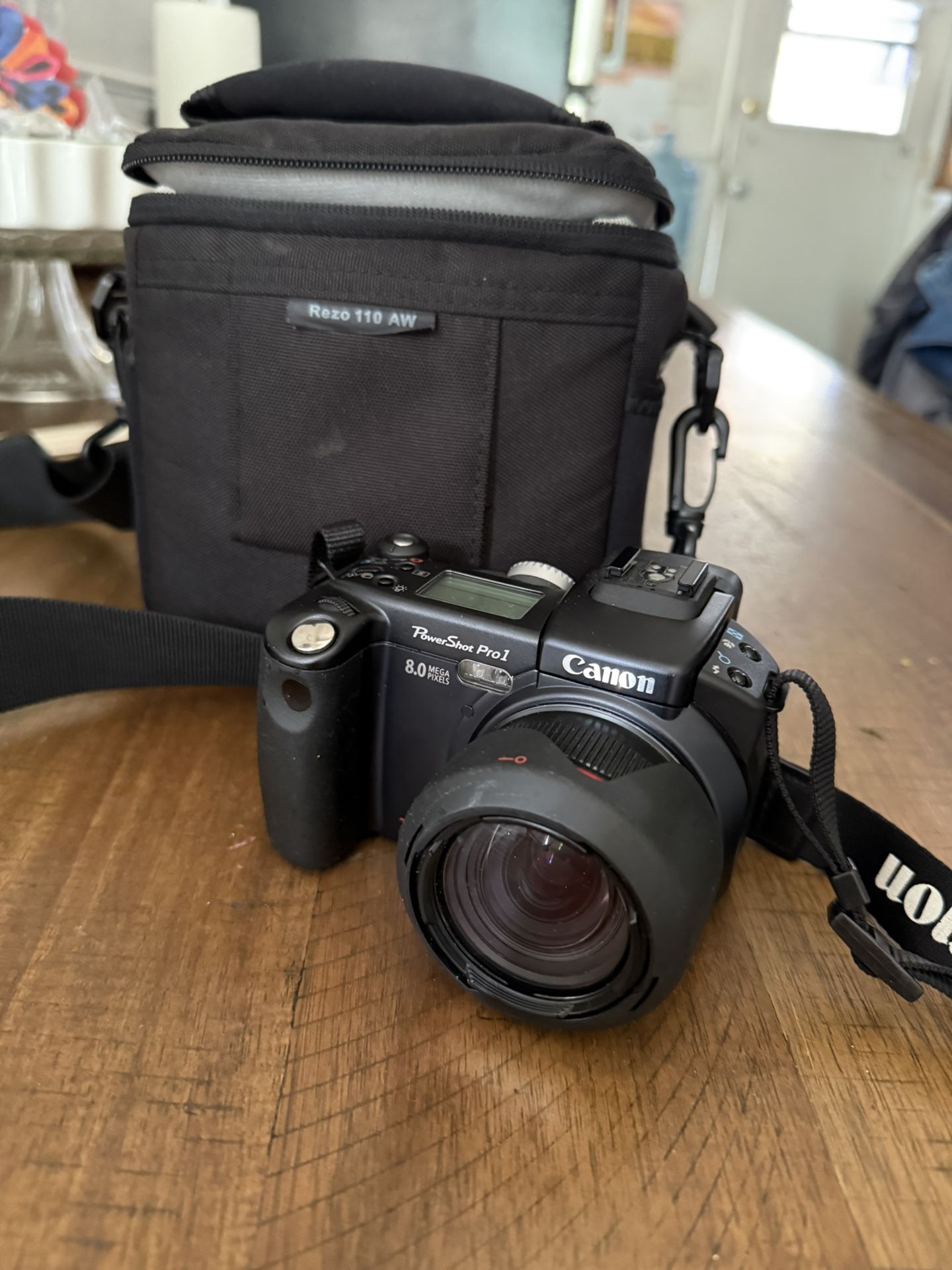 Canon PowerShot Pro1