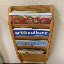 Magazine Display (Wall Mounted)