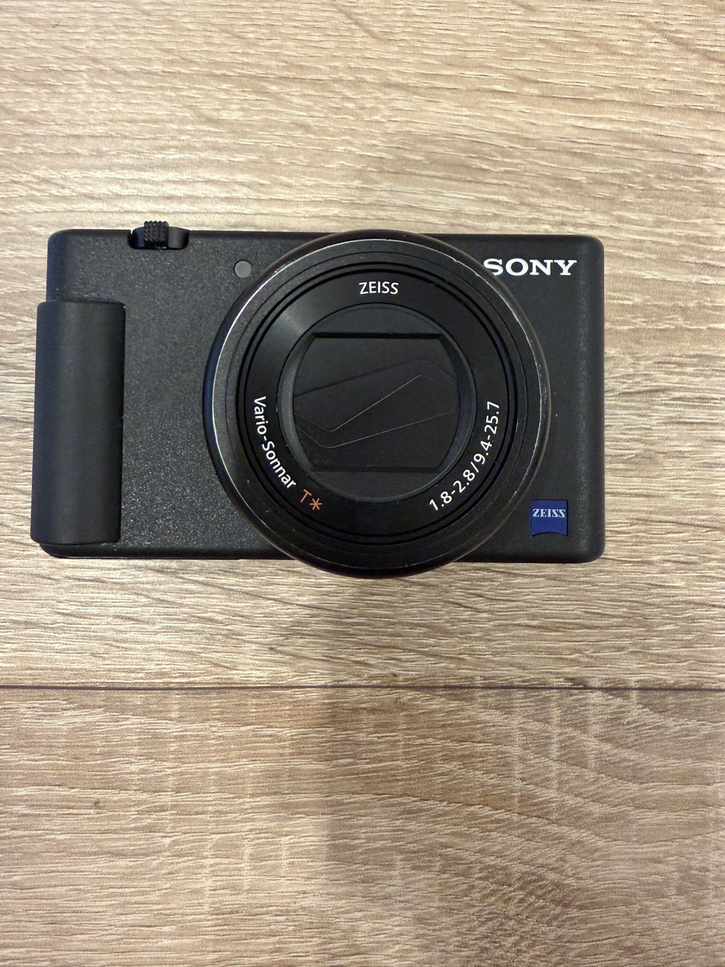 SONY ZV 1 Vlogging Camera