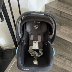 Uppababy Vista Infant Car seat V2