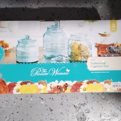 EMBOSSED CANISTER SET