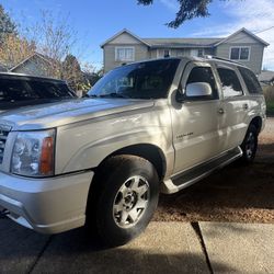 Cadillac Escalade 05