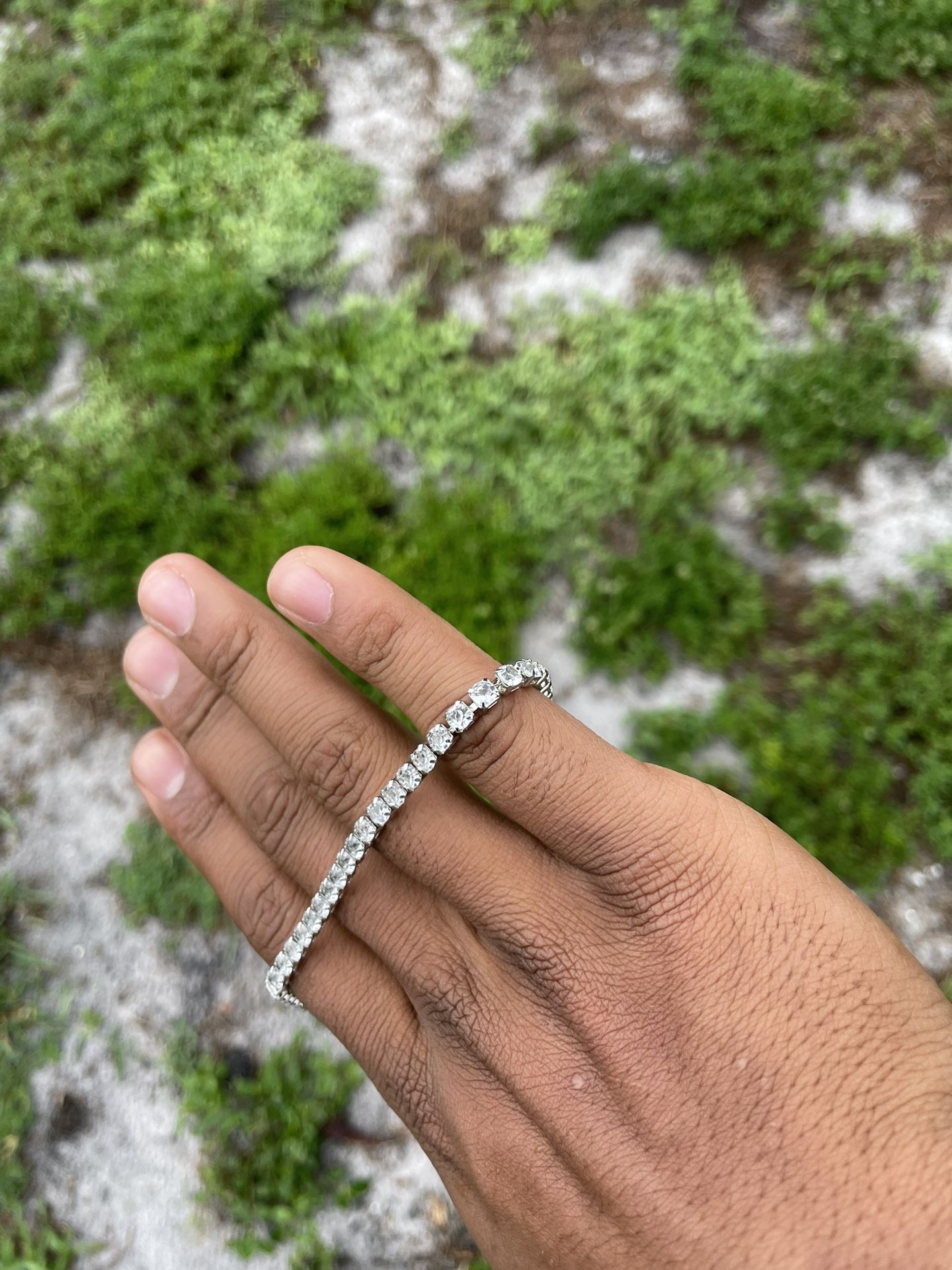 Pulsera Falsa Pero Que Mete Pinta De Negro 