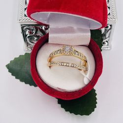 Anillo De Compromiso Chapado En Orò Italiano 18k/18k Italian Gold Plated Ring-Size 7. 2