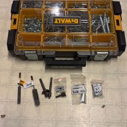 DWST08202 Tough System Box