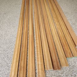 3/12 Inch  Wide Oak Crown Moulding 90 Feet