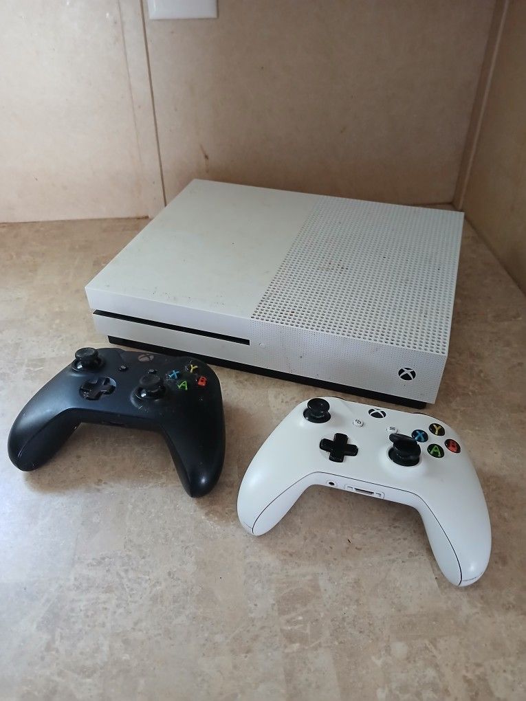 Xbox One S Console