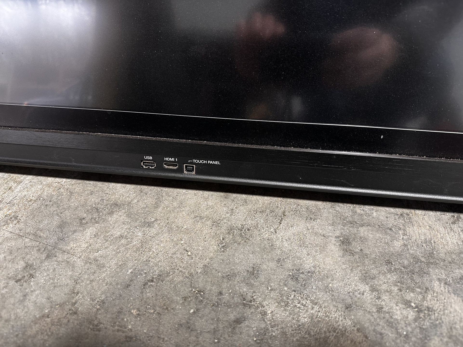 85in Sharp Touch Flat Screen 