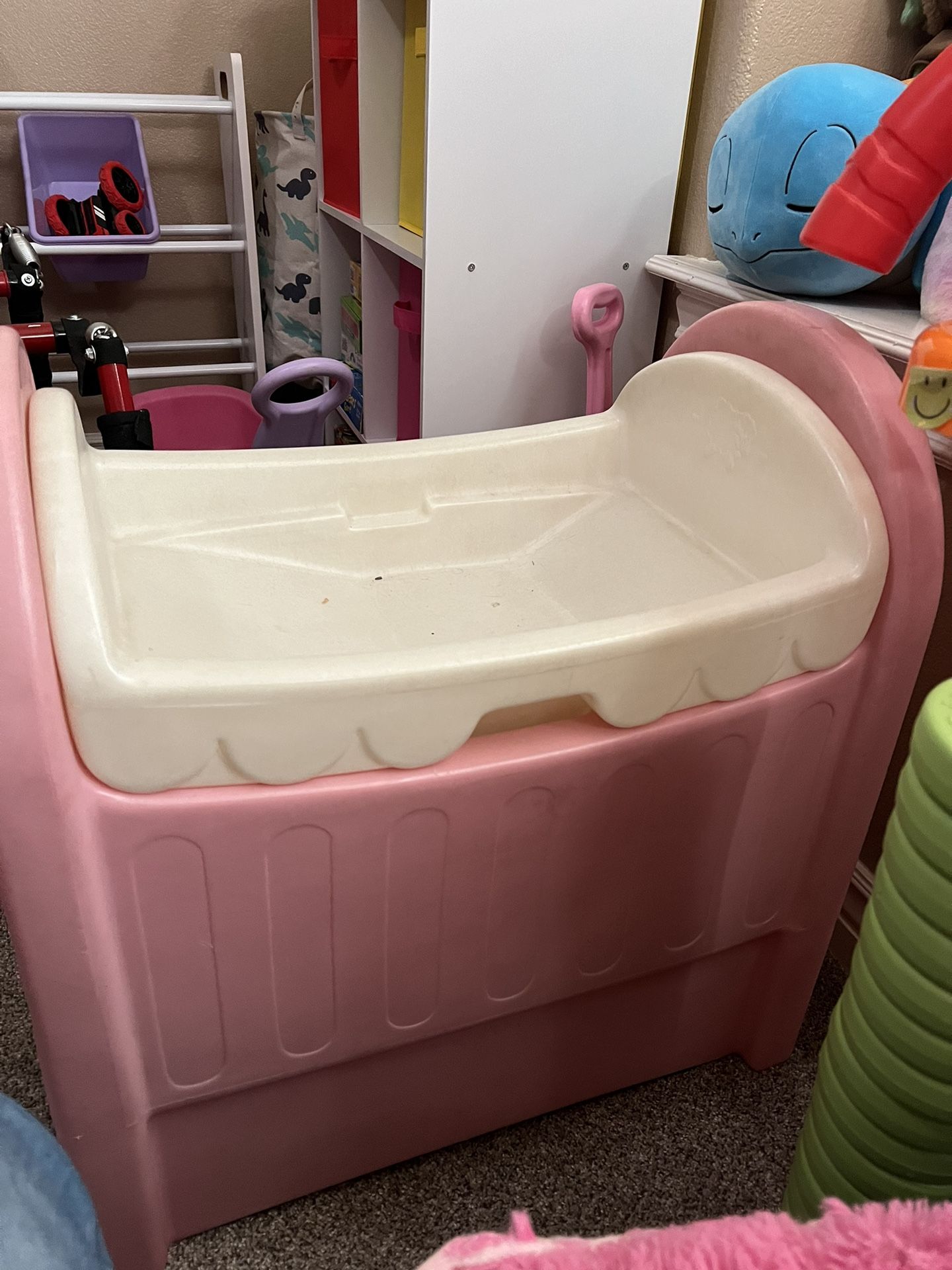 Little Tykes Baby Doll Bed