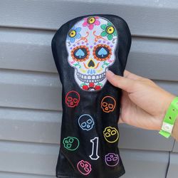 Skull Wood Headcover