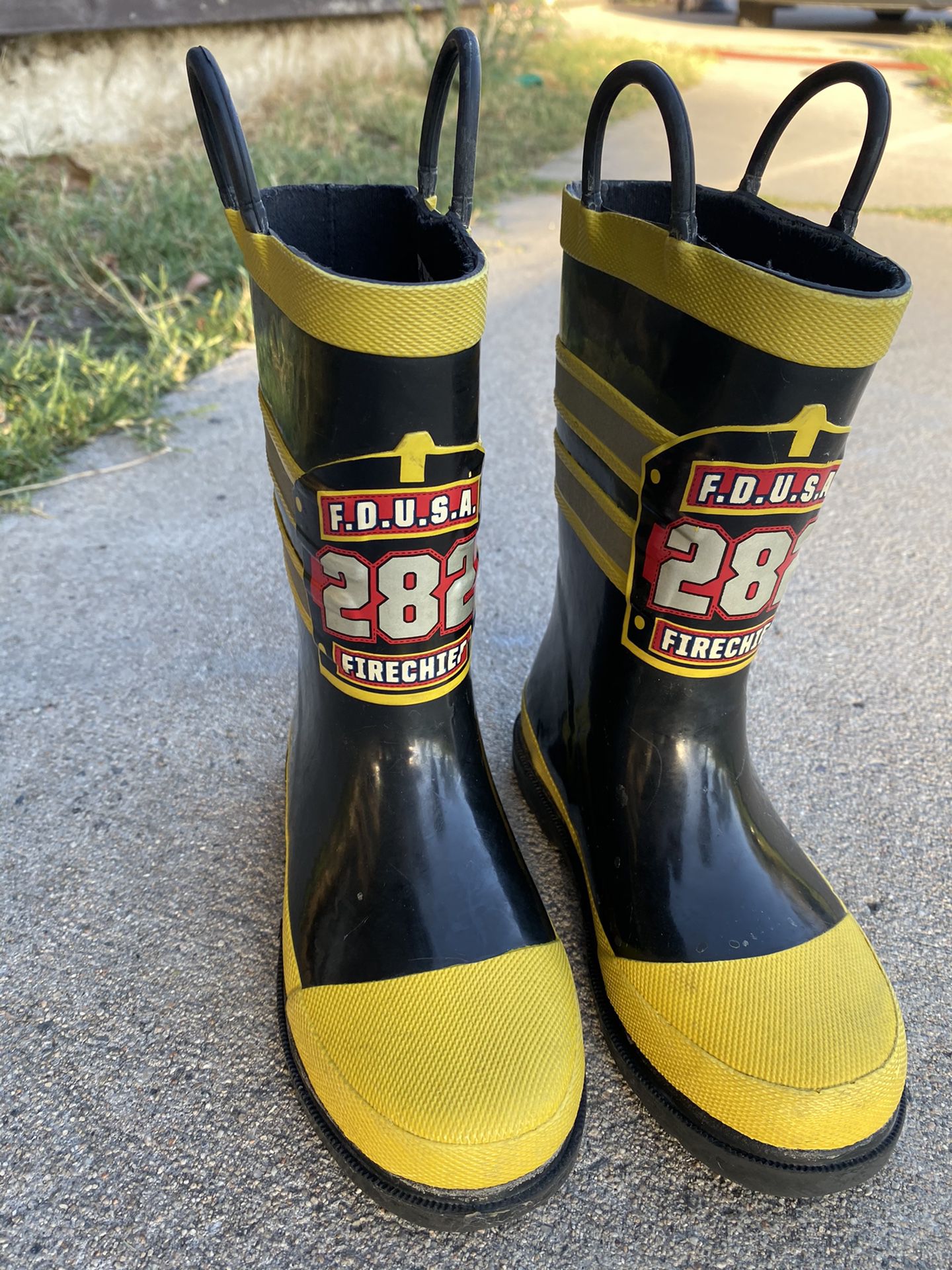 Western Chief kids size 11 rain boots