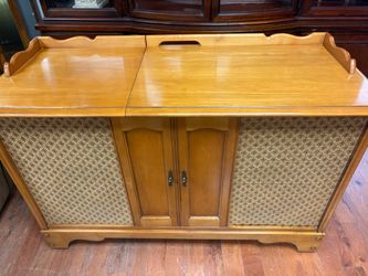 Vintage Admiral Stereo Console w/ Record Player & AM/FM – Working