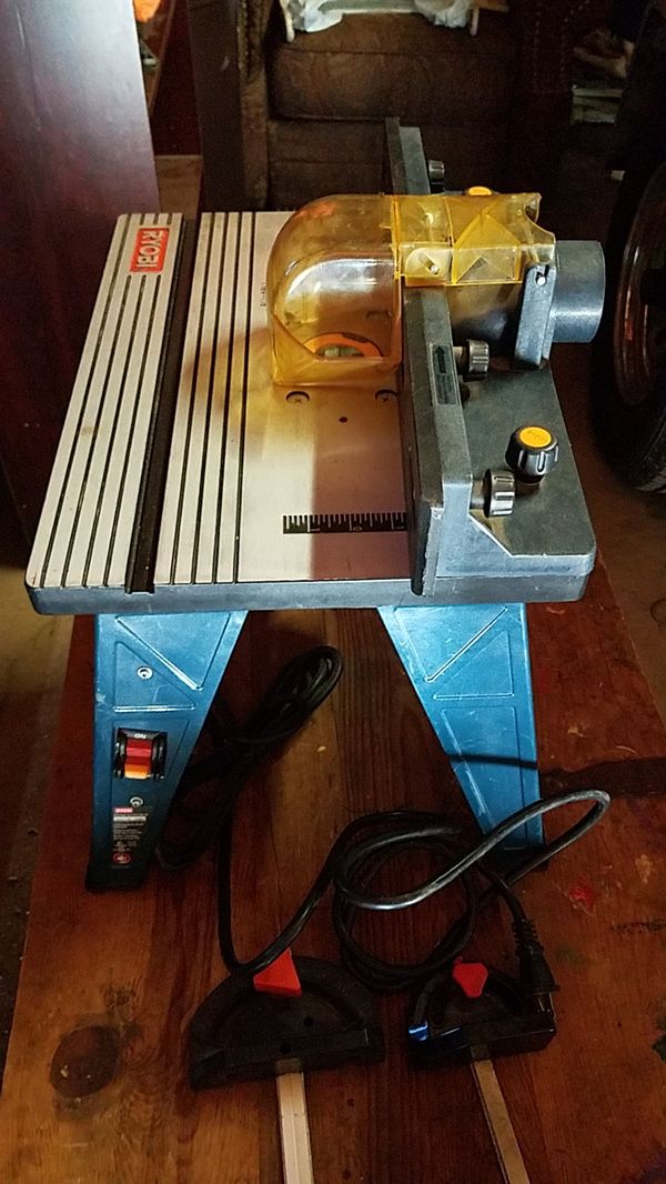 Ryobi RT102 ROUTER TABLE 120V AC60Hz15A for Sale in Hemet, CA OfferUp