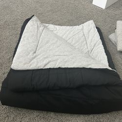Black And Gray Reversible Comforter