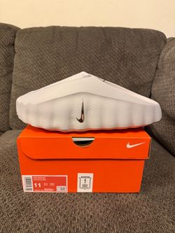 Nike Mino 001 Slides Size 11 light smoke grey