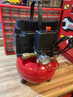 Air Compressor Mini 1 Gallon Like New. 150 Psi.