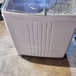 Small washer machine