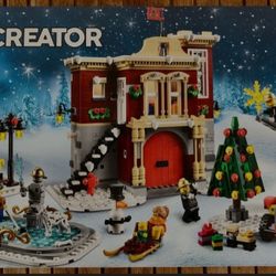 New LEGO Creator Expert Winter Village Fire Station 10263 Building Set Christmas Retired Rare Lights Up 