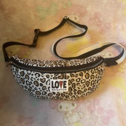 Brighton Endless love wild cat unisex designer fanny pack (NEW)