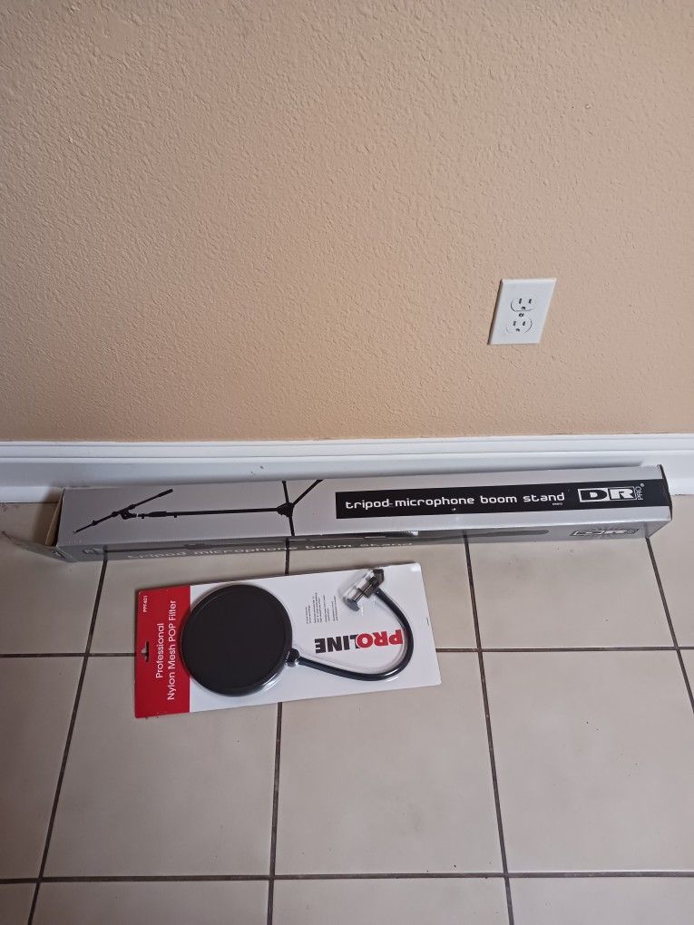 Mic Tripod Boom Stand/ Proline Pop Stopper