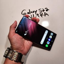 Samsung Galaxy S22 ULTRA Unlocked | Local Delivery Available 