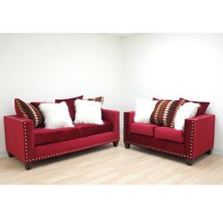Sofa and Loveseat W/Pillows