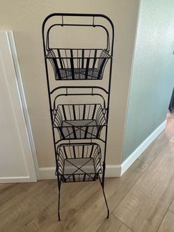 Metal 3 Tier Fruit and Vegetable Baskets / Stand  in new  condition.
