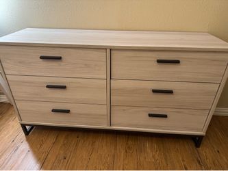Dresser and nightstand