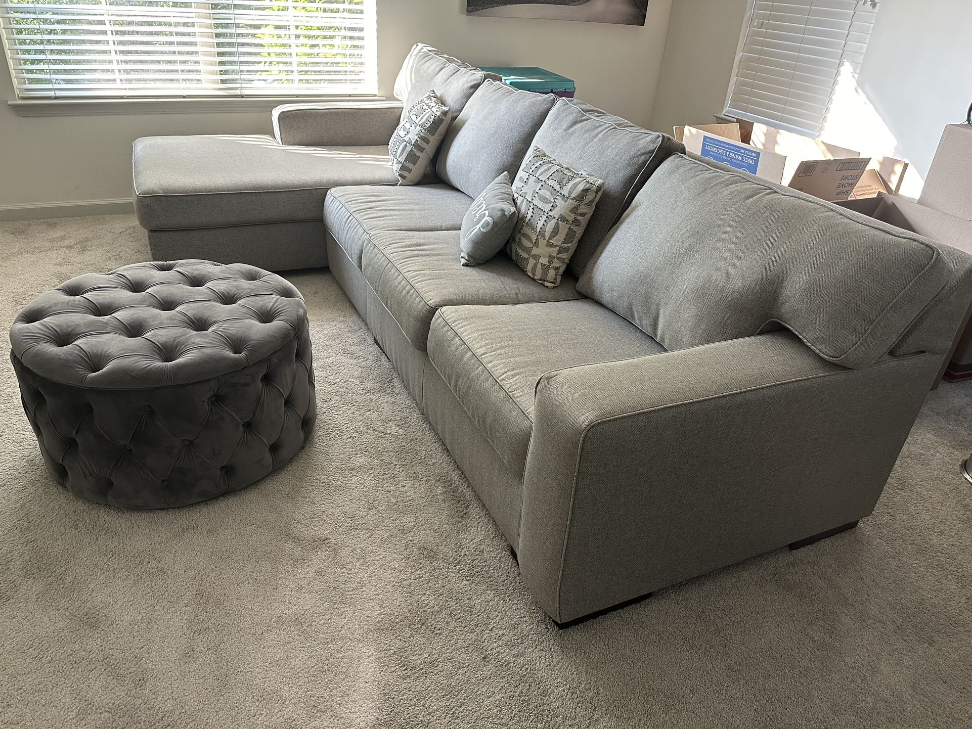 Couch (gray)