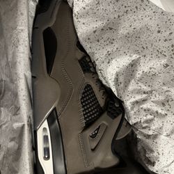 Air Jordans 4 Retro Cave Stone 