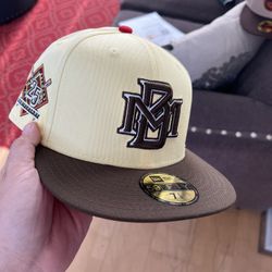 Lids New Era Fitted Hat