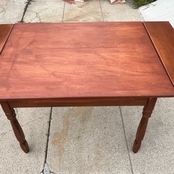 Compact Dining Table That Expands 