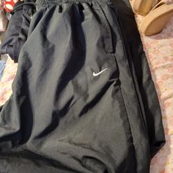  Exc Cond Nike Joggers Blk 