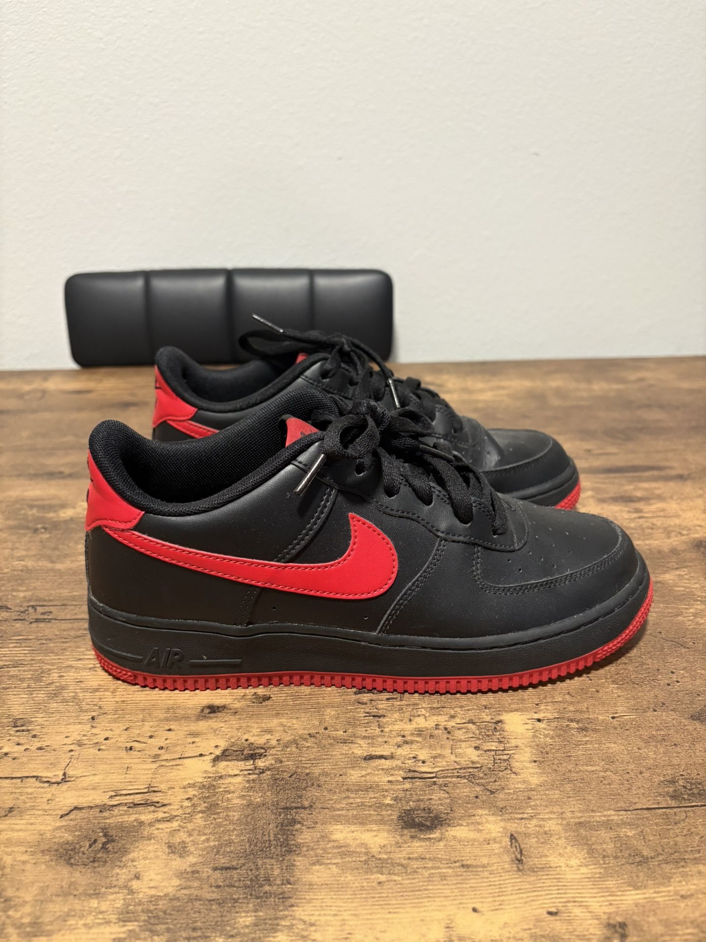 Youth Nike Air Force 1 