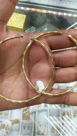 14k Gold joops 3 inch 8.3 grams