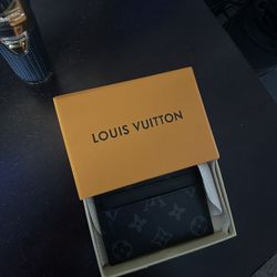 Louis Vuitton Men’s Card Holder