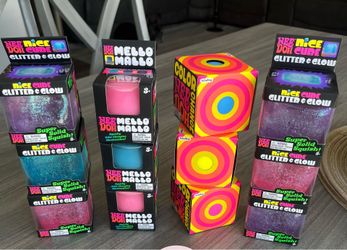 Authentic Needoh schilling glitter cubes, color changers and mello mallos