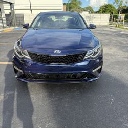 2019 KIA Optima