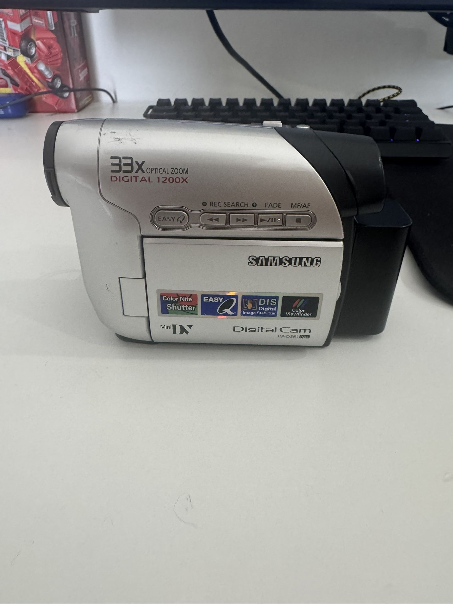 Samsung VP-D361 PAL Camcorder
