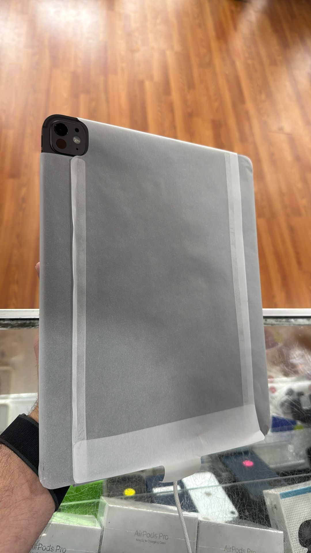 iPad Pro 13 256gb WiFi Brand New 