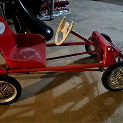 An Old Vintage Radio Brand Red Wagon