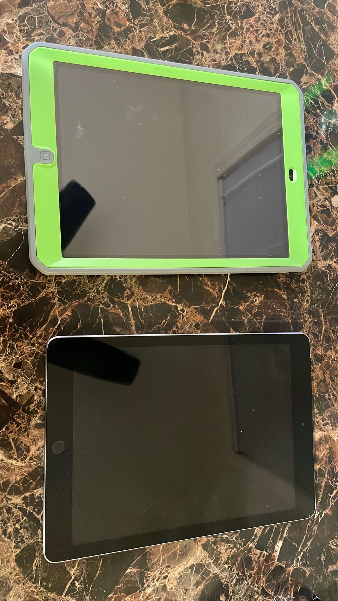 iPads 