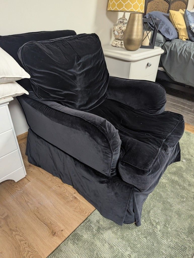 High End With 3 Slipcovers Down Fill Chair Very Comfortable