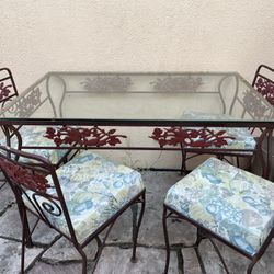 1930’s Wrought Iron Table With Four Matching Chairs