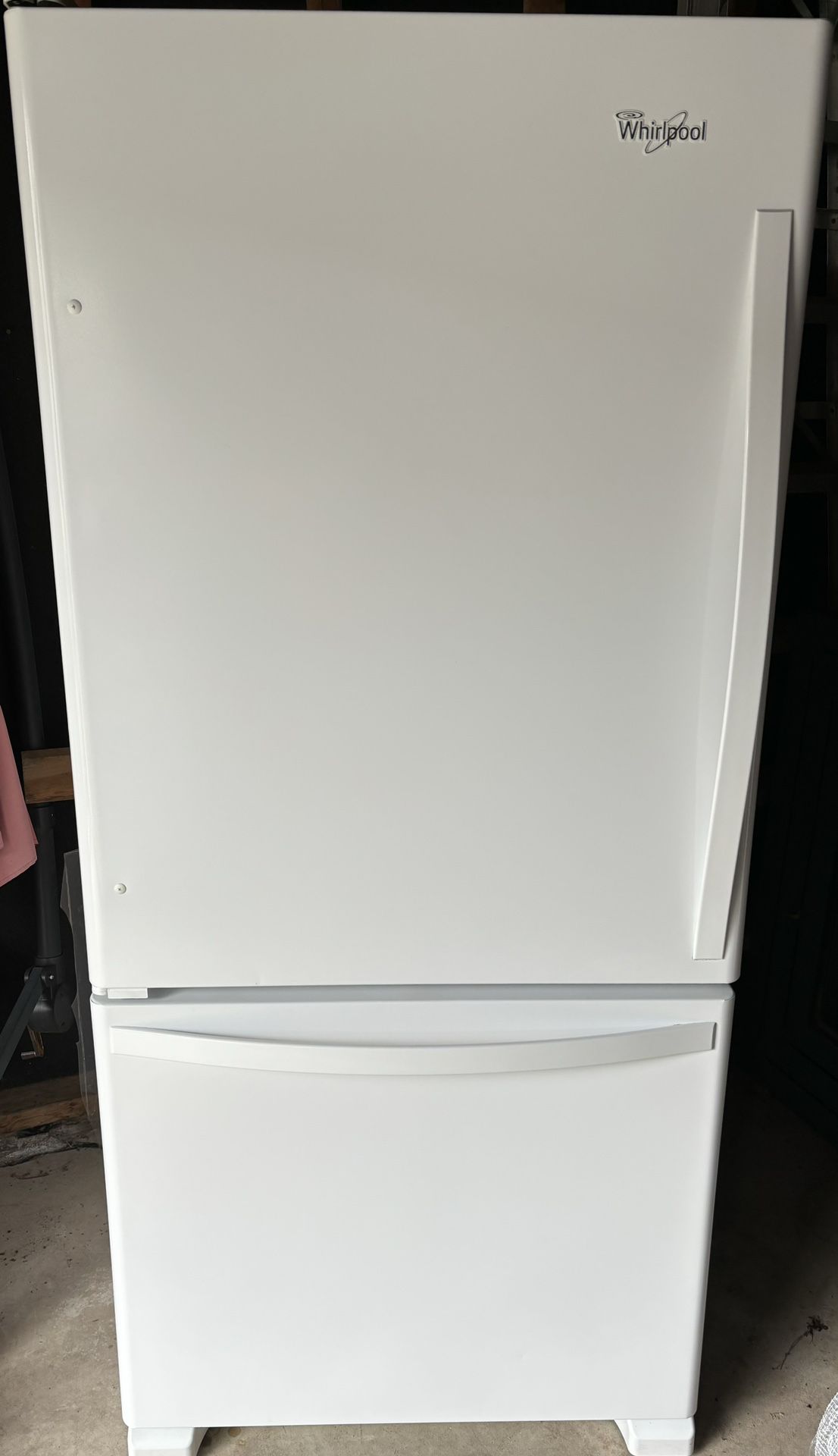 Whirlpool Refrigerator (2016)