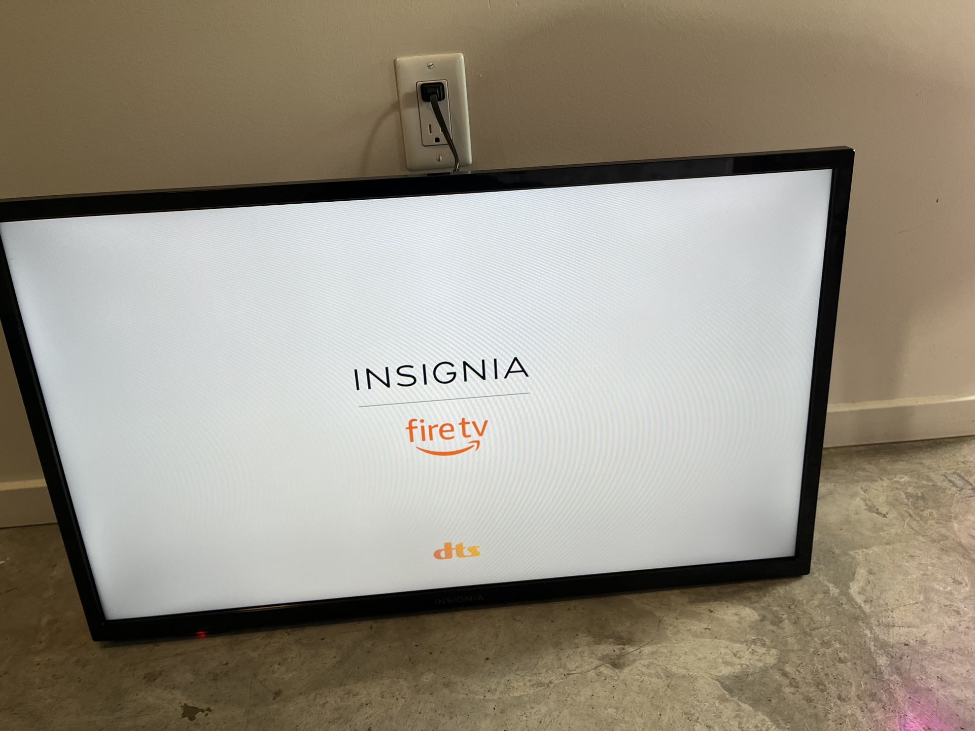 32” Insignia Amazon Fire TV