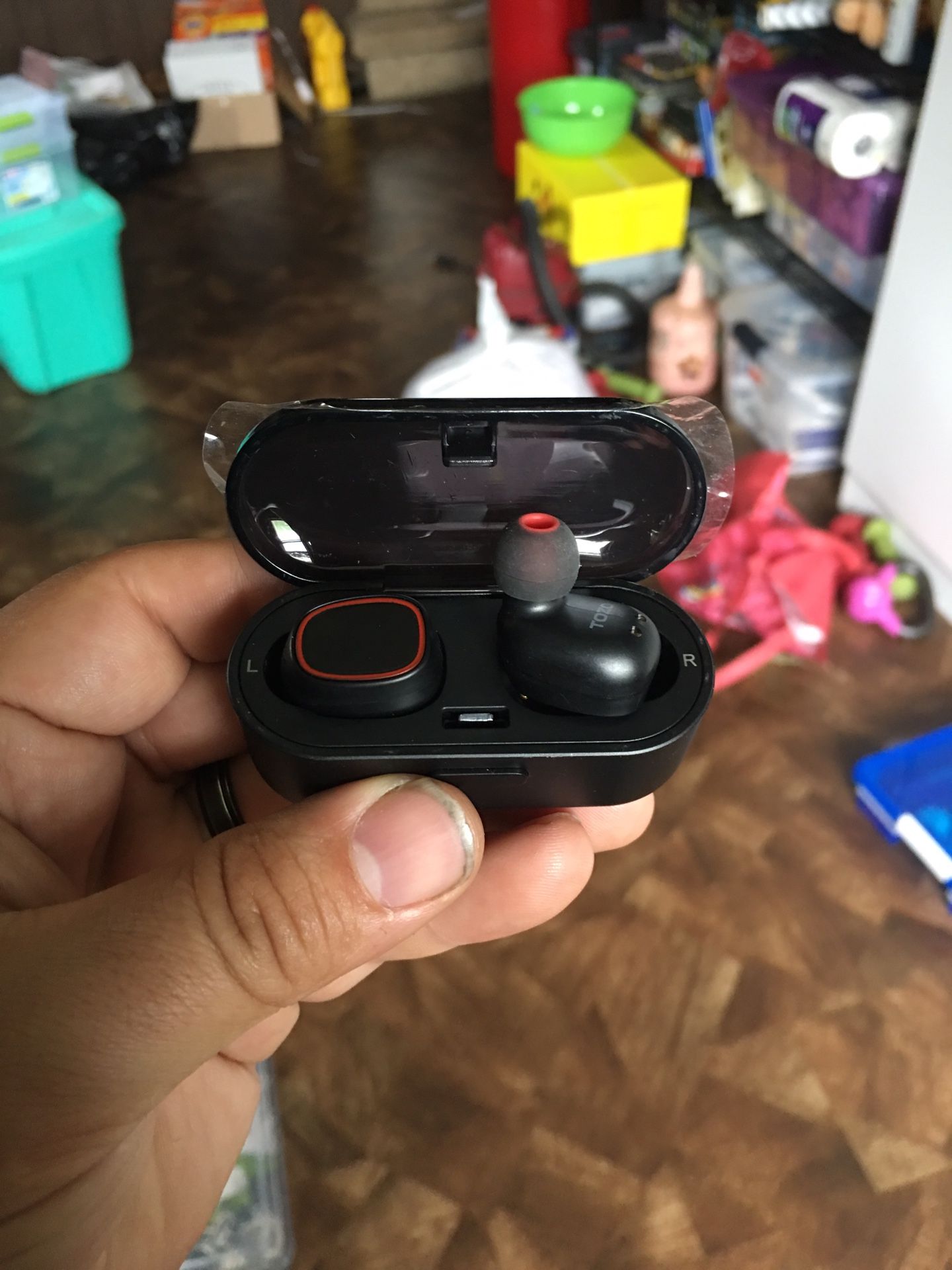 Wireless headphones