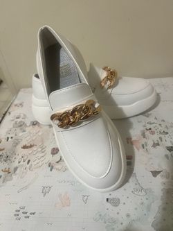 Woman’s Loafers