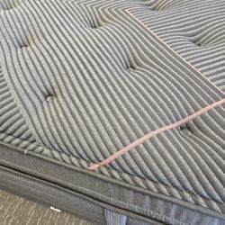 Beautyrest Black Mattresses 60% Off!!!!!